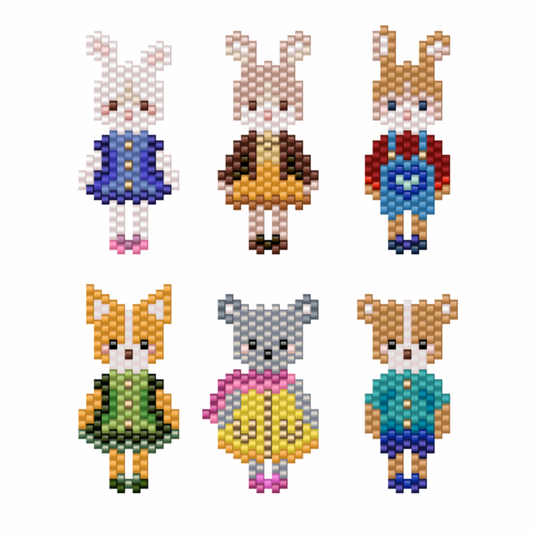 Set of 6 mini animals in outfits