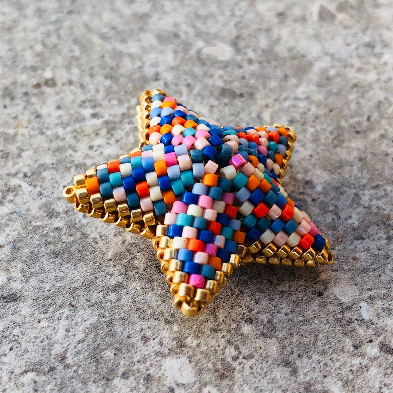 Multicolored 3D star